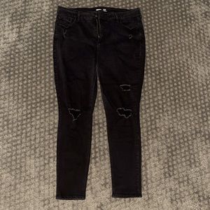 Old Navy-Black Rockstar Distressed Skinny Jeans